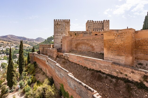 detalhe exterior das torres de Granada