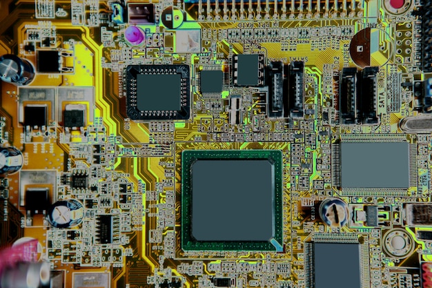 Detalle de la electrónica del hardware de la computadora del mainboard