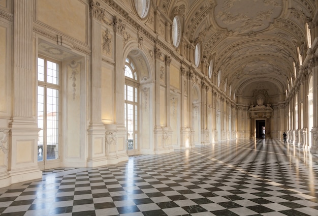 Detalle de Galleria di Diana en Venaria, Italia. Interior del palacio real de lujo