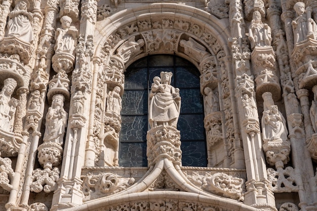 Detalle de las magníficas tallas del Monasterio de los Jerónimos en Belem