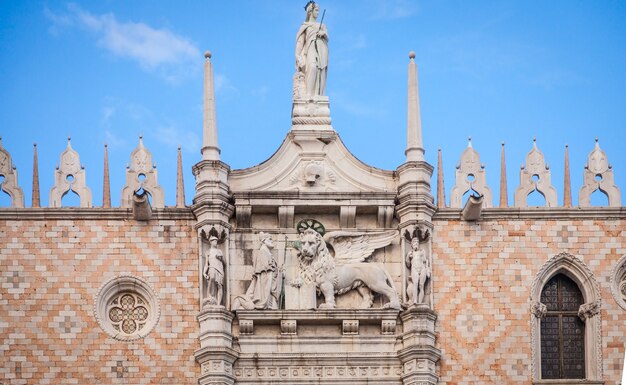 Detalle del monumento más famoso de Venecia - Palazzo Ducale