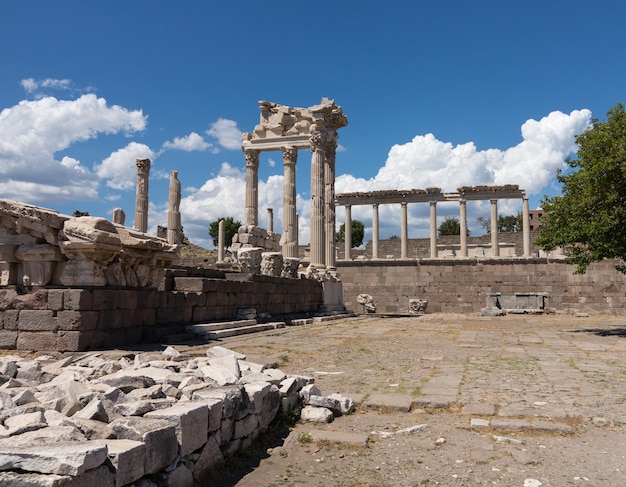 Detalles de las antiguas ruinas de Pérgamo