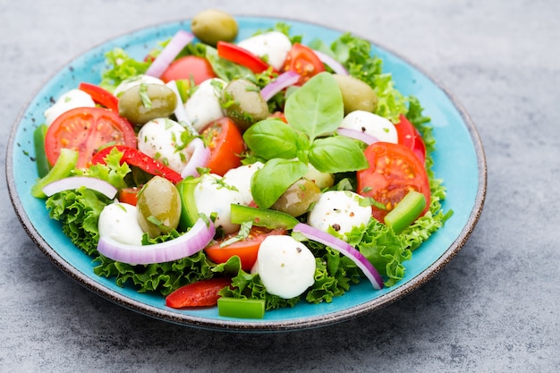 Detalles de la ensalada de verduras frescas