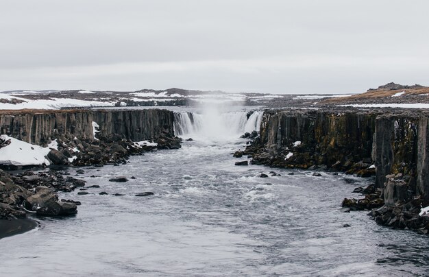 Dettifoss e selfoss, cachoeiras na parte norte da islândia