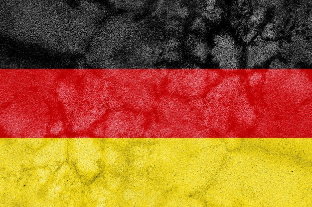 Deutschland-Flagge auf beunruhigter alter Betonwand