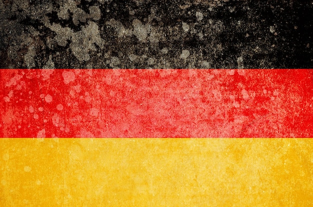 Deutschlandflagge mit altem Texturgrunge und Jahrgang