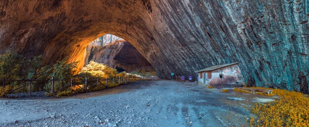 Devetashka-Höhle in Bulgarien