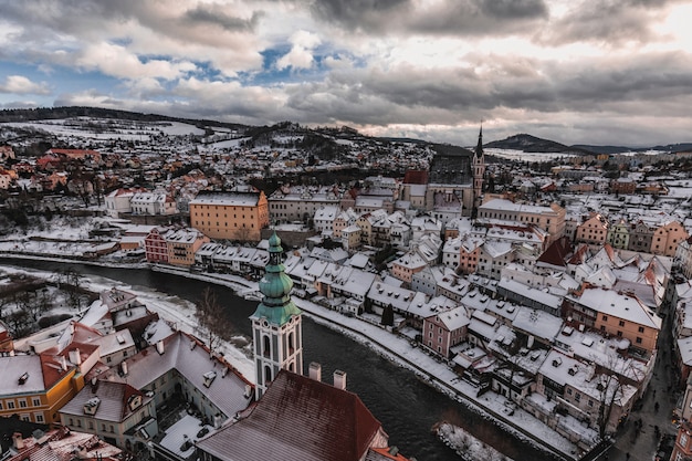 Dia de inverno de Cesky Krumlov