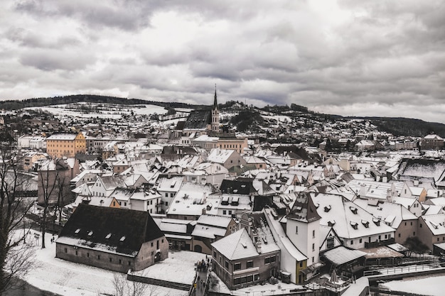 Dia de inverno de Cesky Krumlov