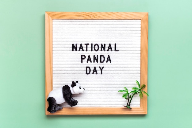 Dia Nacional do Panda 16 de março comemorar cartão