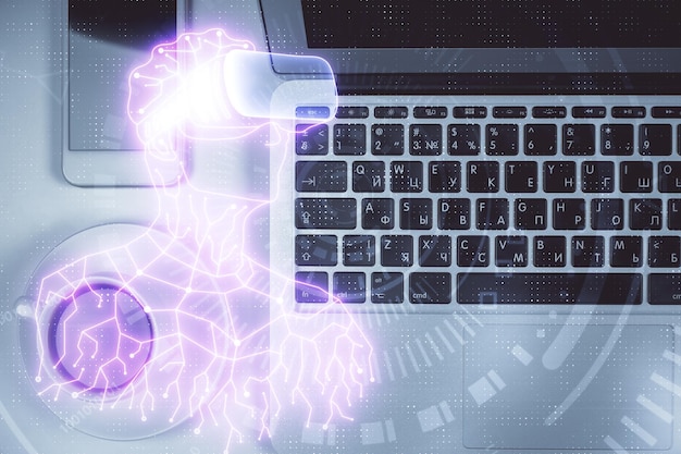 Dibujos de hologramas AR sobre la computadora en el fondo del escritorio Vista superior Concepto de exposición múltiple de realidad aumentada
