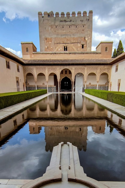 Die Alhambra von Granada. Monumentaler Komplex von Nazari