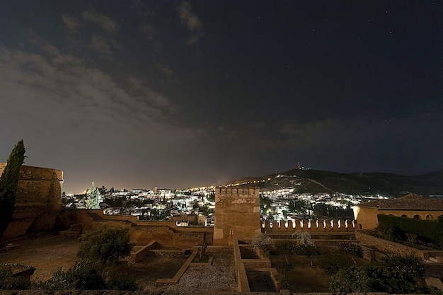 Die Alhambra von Granada. Monumentaler Komplex von Nazari