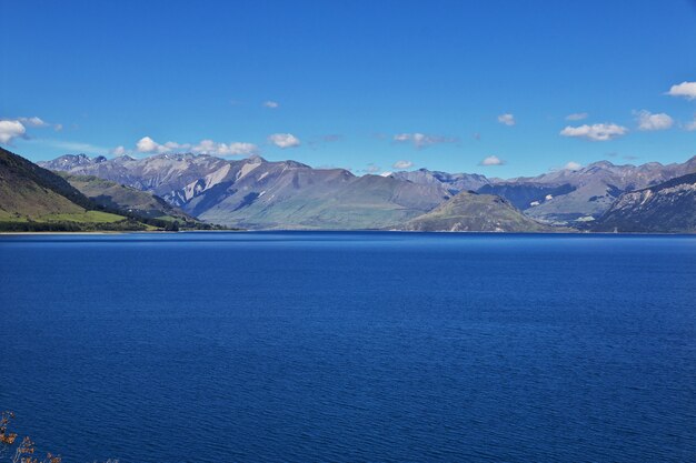 Foto die berge und das tal der südinsel, neuseeland