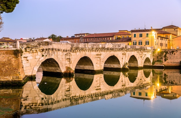 Die Brücke des Tiberius in Rimini - Italien