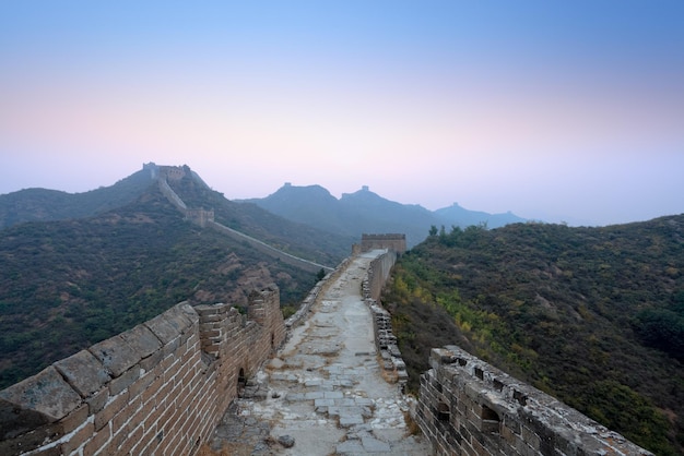 Die Chinesische Mauer im Morgengrauen