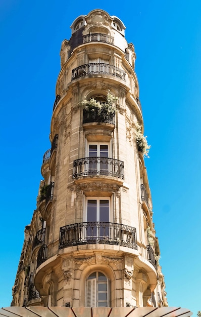 Die Fassade des Pariser Gebäudes Frankreich