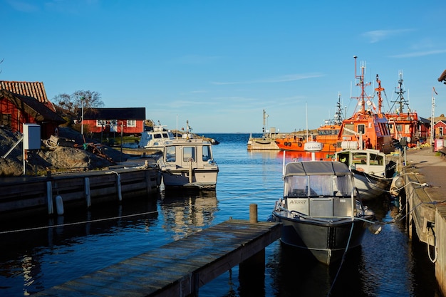 Die Fischerboote im Stockholmer Schärengarten Schweden