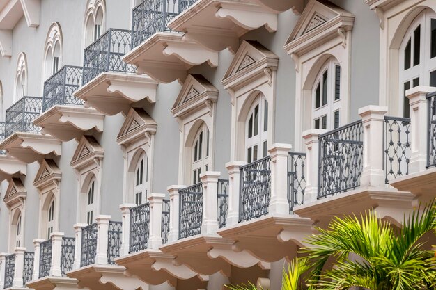 Die historischen Fassaden in der Altstadt, bekannt als Casco Viejo in Panama City Panama Mittelamerika