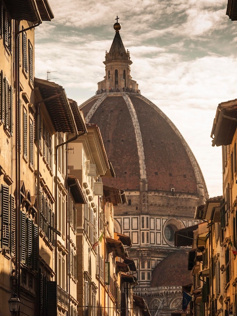 Die Kathedrale von Florenz gegen den Himmel