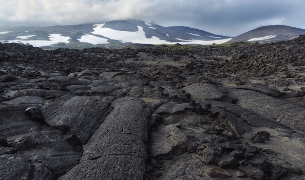 Die Lavafelder des Tolbachik-Vulkans in Kamtschatka