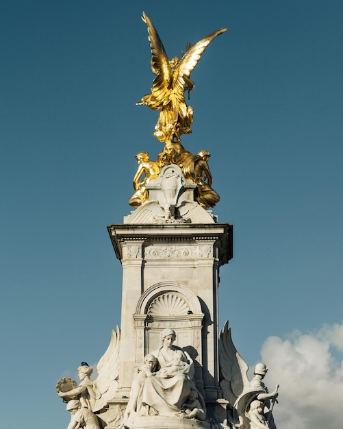 Die Londoner Tower Bridge