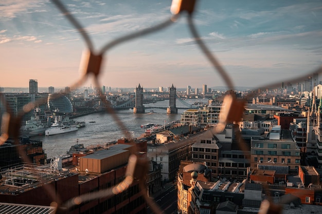 Die Londoner Tower Bridge