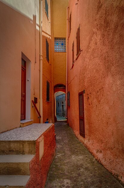 Die schöne Gasse der Altstadt von Castelsardo