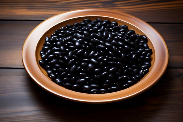 Die schwarzen Bohnen auf einem Teller