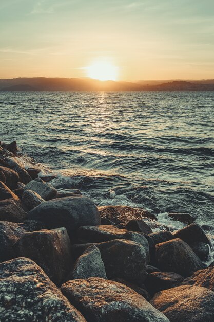 Die Sonne über dem Horizont