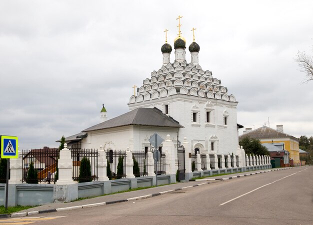 Die St.-Nikolaus-Kirche auf dem Kolomna Posad