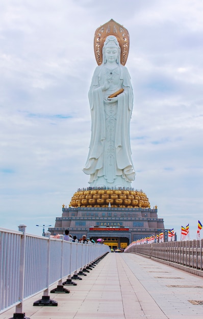 Die Statue der Göttin Guanyin