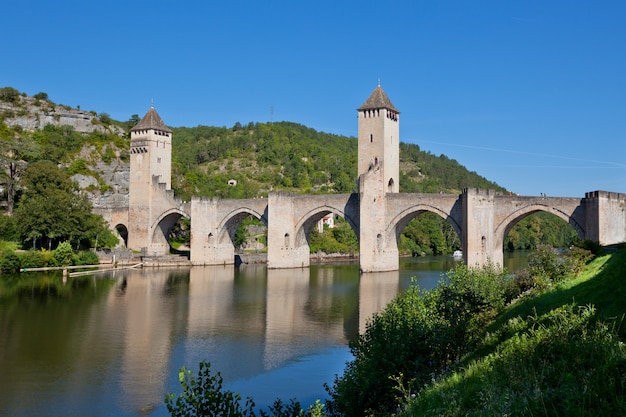 Die Valentre-Brücke das Symbol der Stadt Cahors, Frankreich