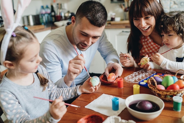 Die Zeit, die die Familie zu Hause zusammen verbringt