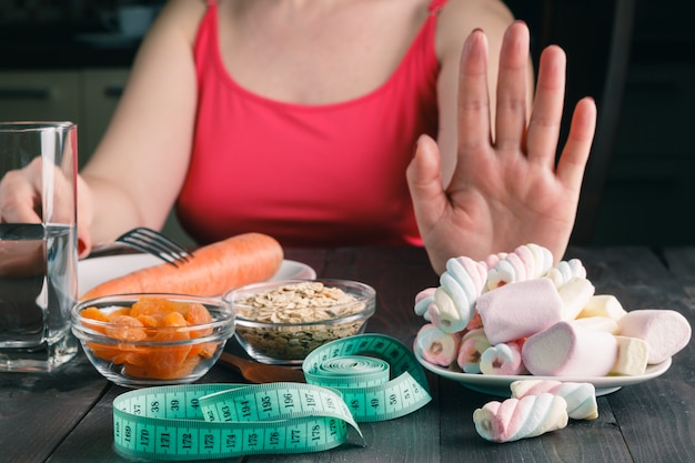 Dieta escolha doces ou cenoura