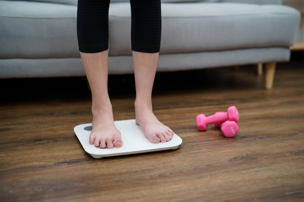 Dieta gorda e pés de balança em balanças eletrônicas para controle de peso Instrumento de medição em quilograma para controle de dieta