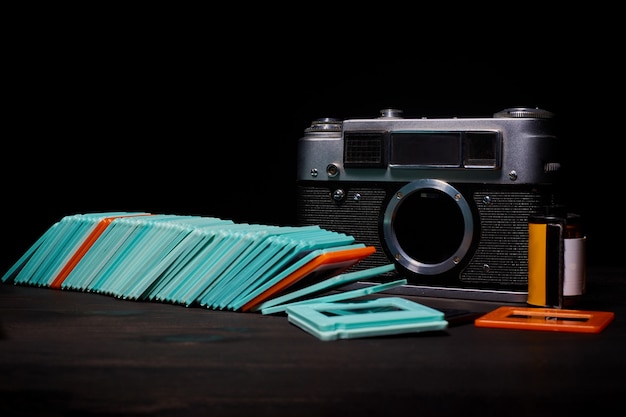 Digitale oder analoge Spiegelreflexkamera mit Dias, Speicherkarten, 35-mm-Film
