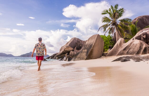 La Digue, playa de seychelles