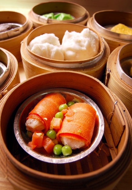 Dim Sum im Bambusdampfer, chinesische Küche