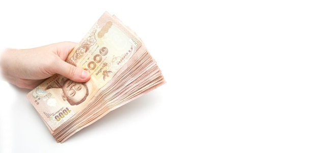 Dinheiro das cédulas tailandesas para ricos investirem e gastarem dívidas com espaço de cópia