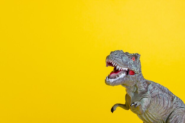 Dinosaurio, en, un, amarillo