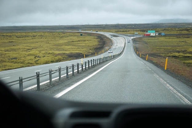 Dirigindo um carro perspectiva de um motorista