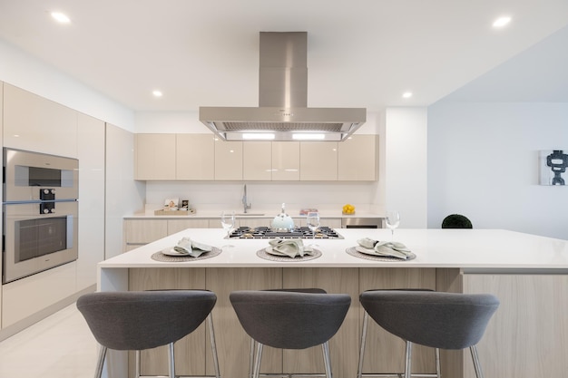 Diseño de cocina moderno desarrollo de diseño arquitectónico mostrador de cocina suelo de madera