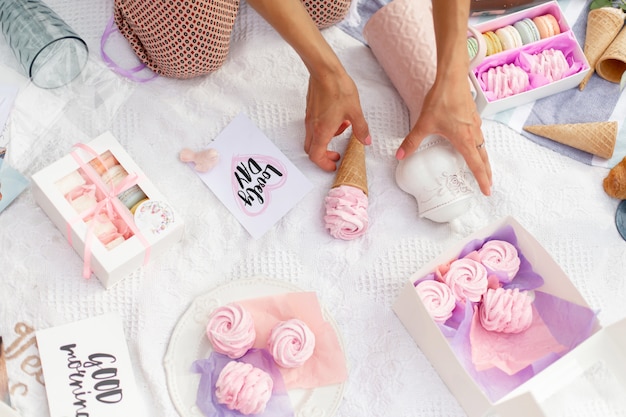 El diseño de dulces en un estilo rosado de niña.