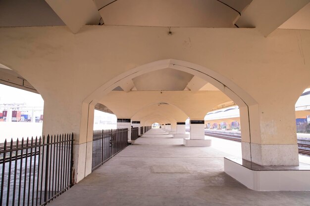 Diseño de interiores de la estación de tren de Kamlapur en Dhaka, Bangladesh