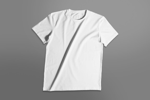 Diseño de maquillaje de camiseta blanca