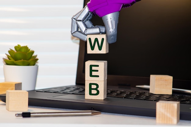 Diseño de palabras web escritas en bloques de madera honestidad texto en concepto de mesa