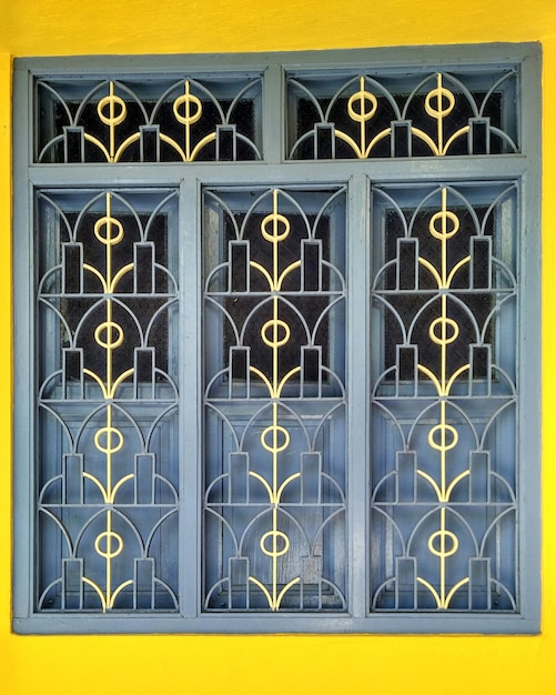 Disparo de fotograma completo de ventana cerrada