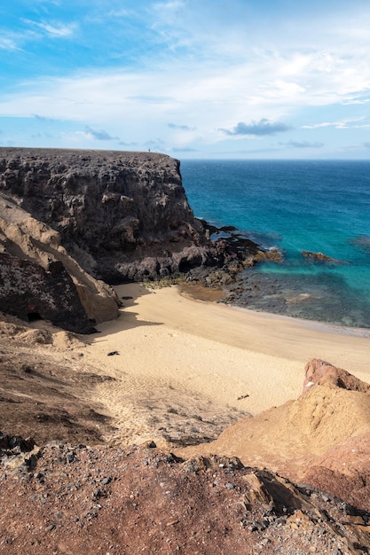 Disparo vertical de Playa Papagayo Lanzarote Islas Canarias España