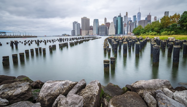 Distrito financeiro de Manhattan em uma linda manhã de verão